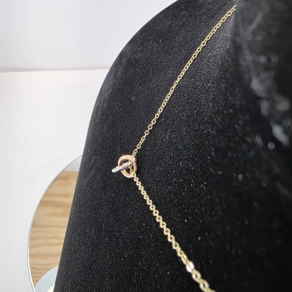 Elegant Gold Plated Necklace with Interlocking Rings
